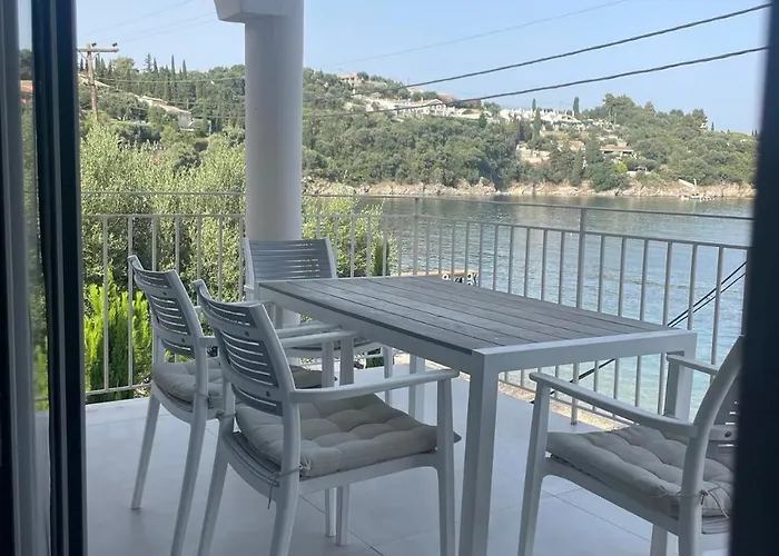 Elsi Upper Apartment