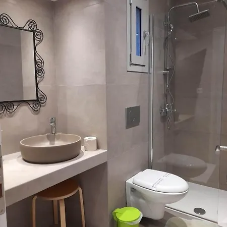 Elsi Upper Apartment